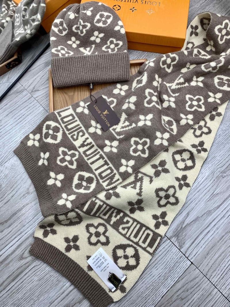 Louis Vuitton Caps Scarfs